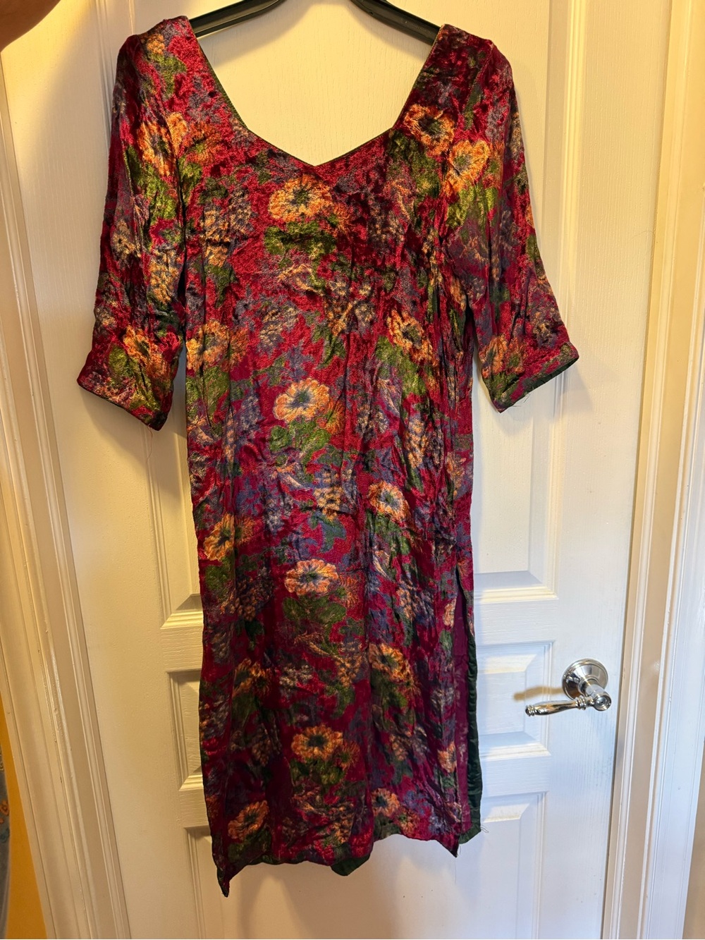 Vintage V-Neck Floral Velvet Dress with slits on side